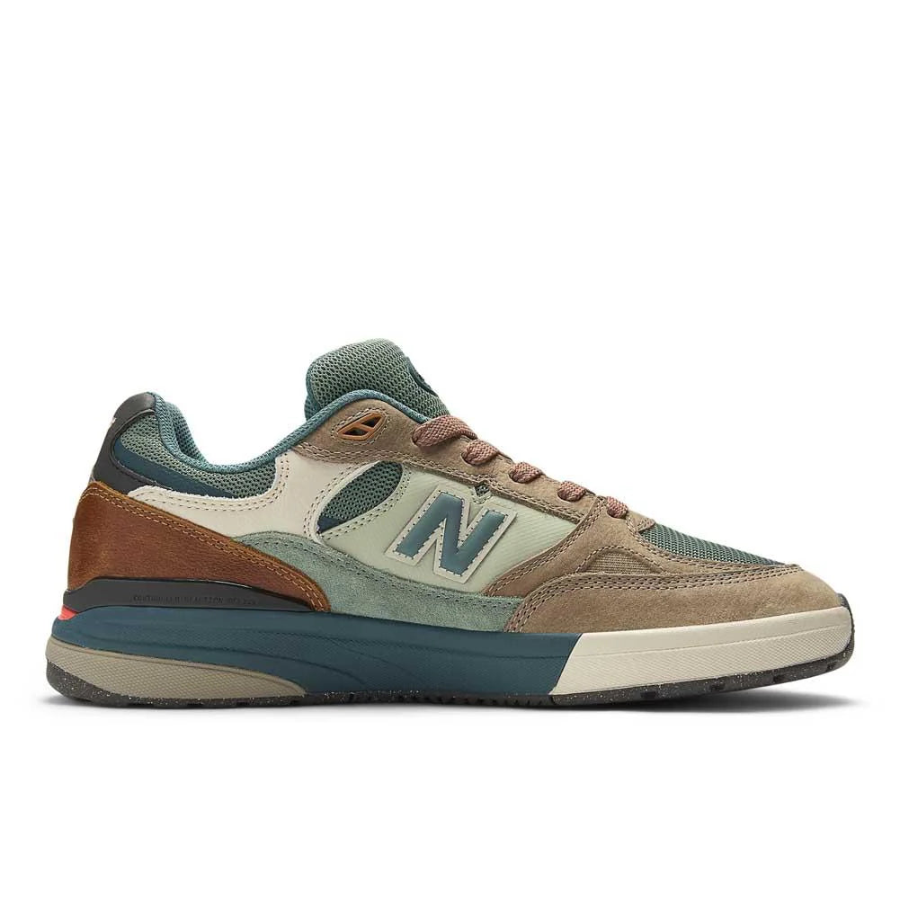 New Balance Numeric Andrew Reynolds 933 Shoes - Mushroom/New Spruce