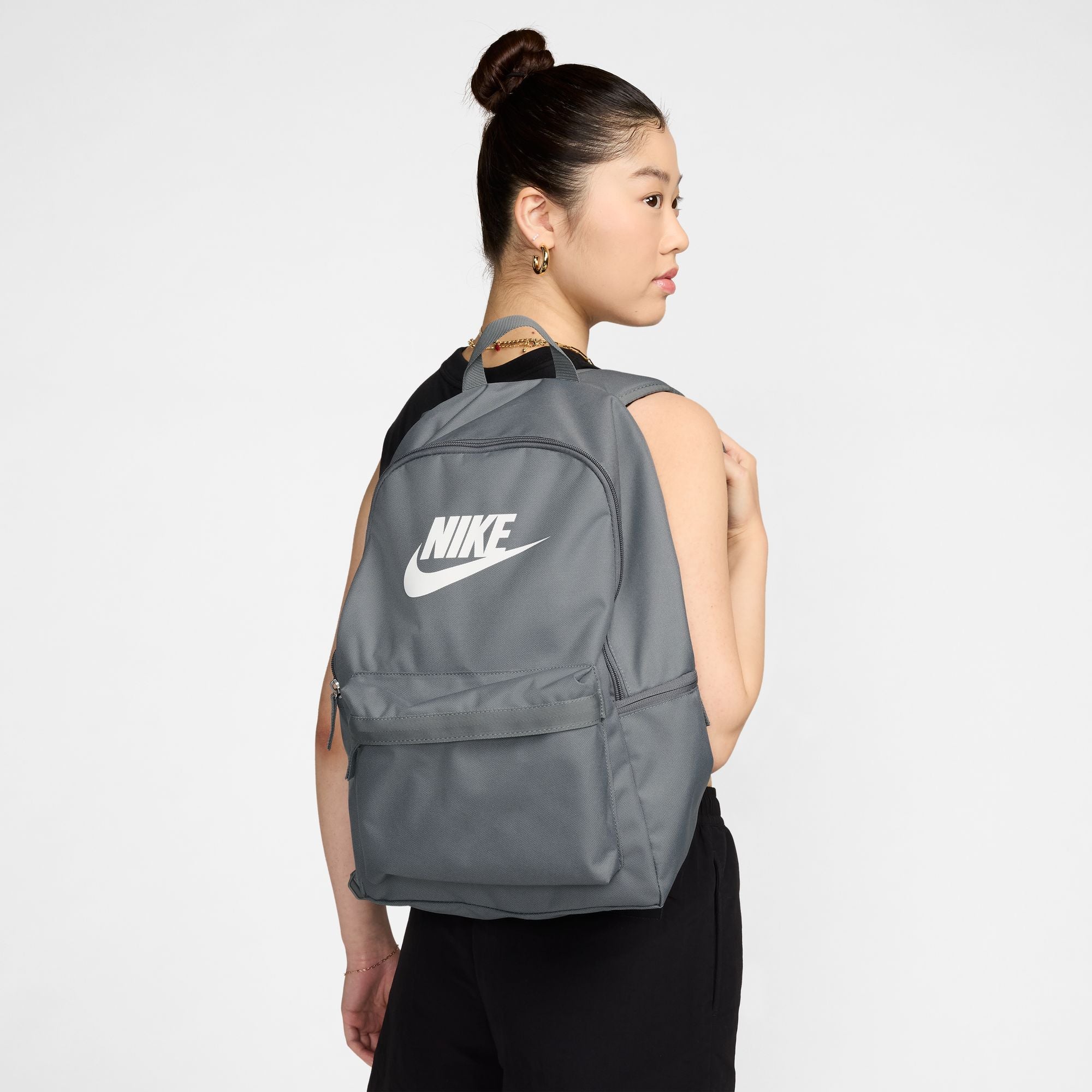 Nike Heritage Backpack - Smoke Grey/White