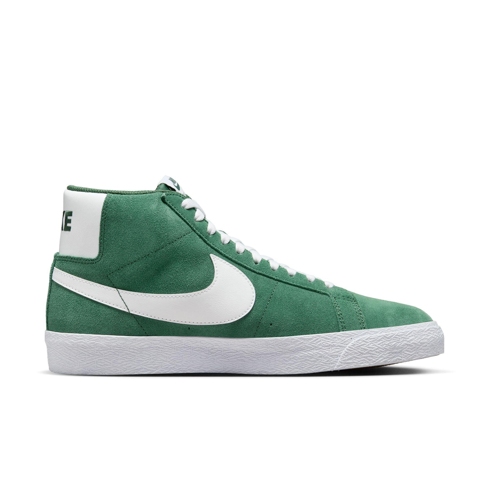 Mid top Nike SB Blazer Mid skate shoes, in Fir Green colourway with white Nike swoosh on sides.