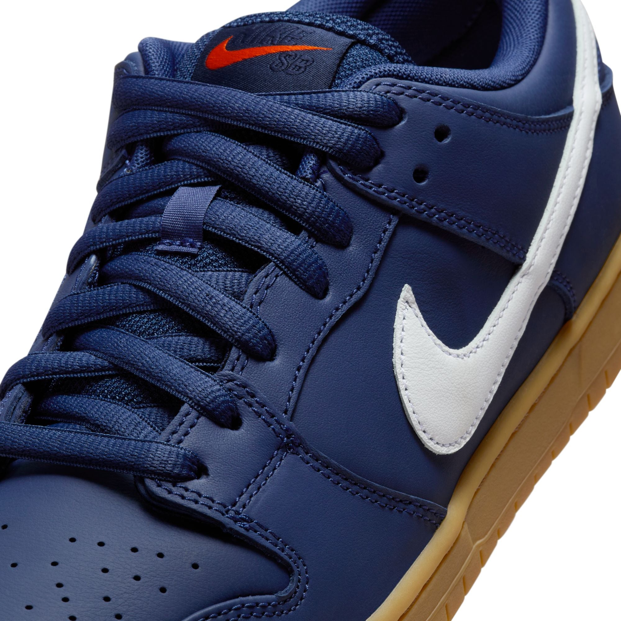 Nike SB ISO Dunk Low Shoes - Navy/White-Gum-Light Brown