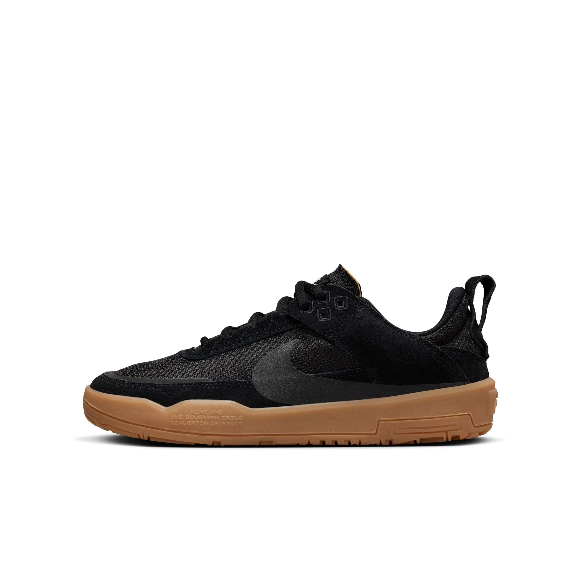 Black nike sb low top kids trainers with black nike swoosh and gum sole. Free uk shipping over £50