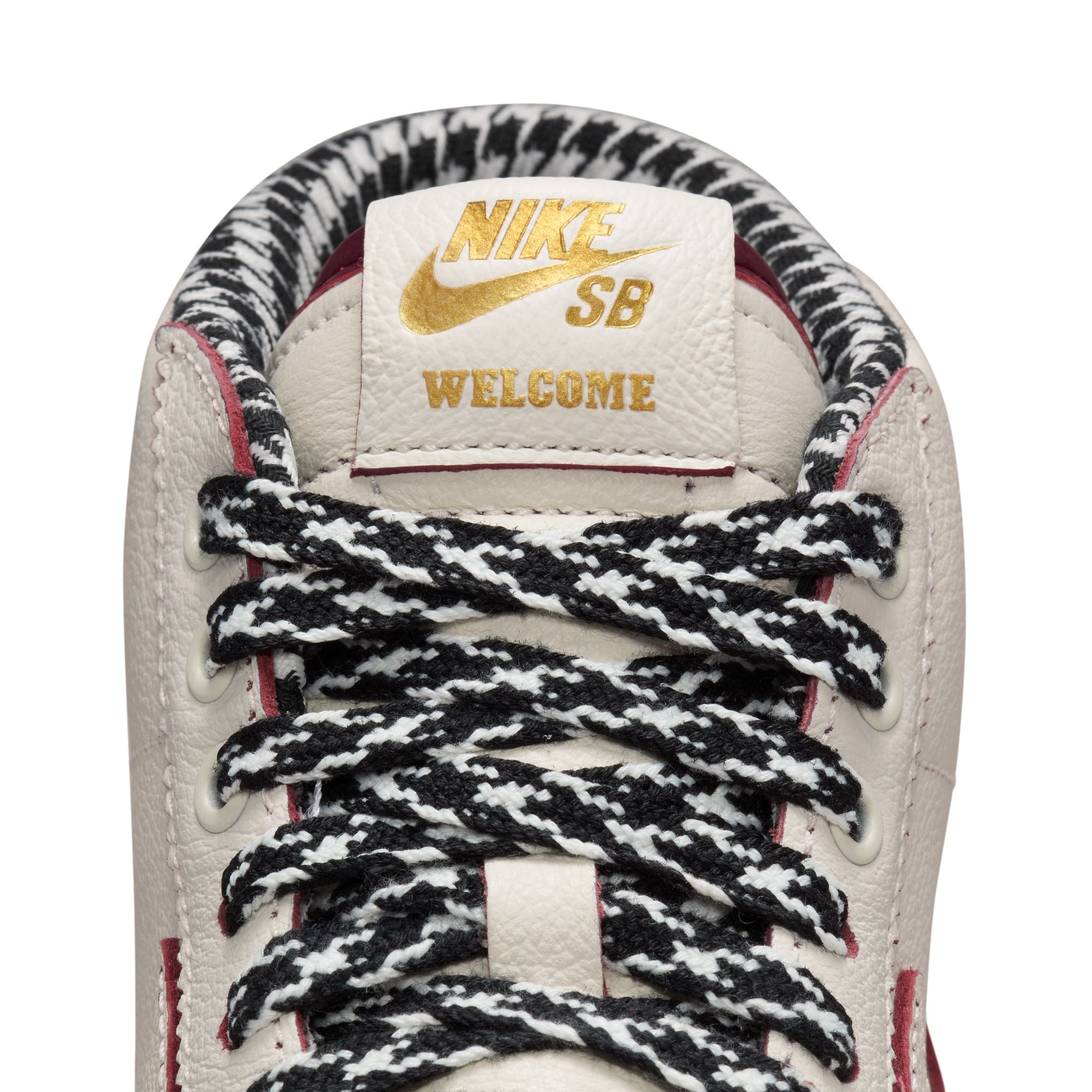 Nike SB x Welcome Madrid Zoom Blazer Mid Shoes - Sail/Dark Beetroot-White