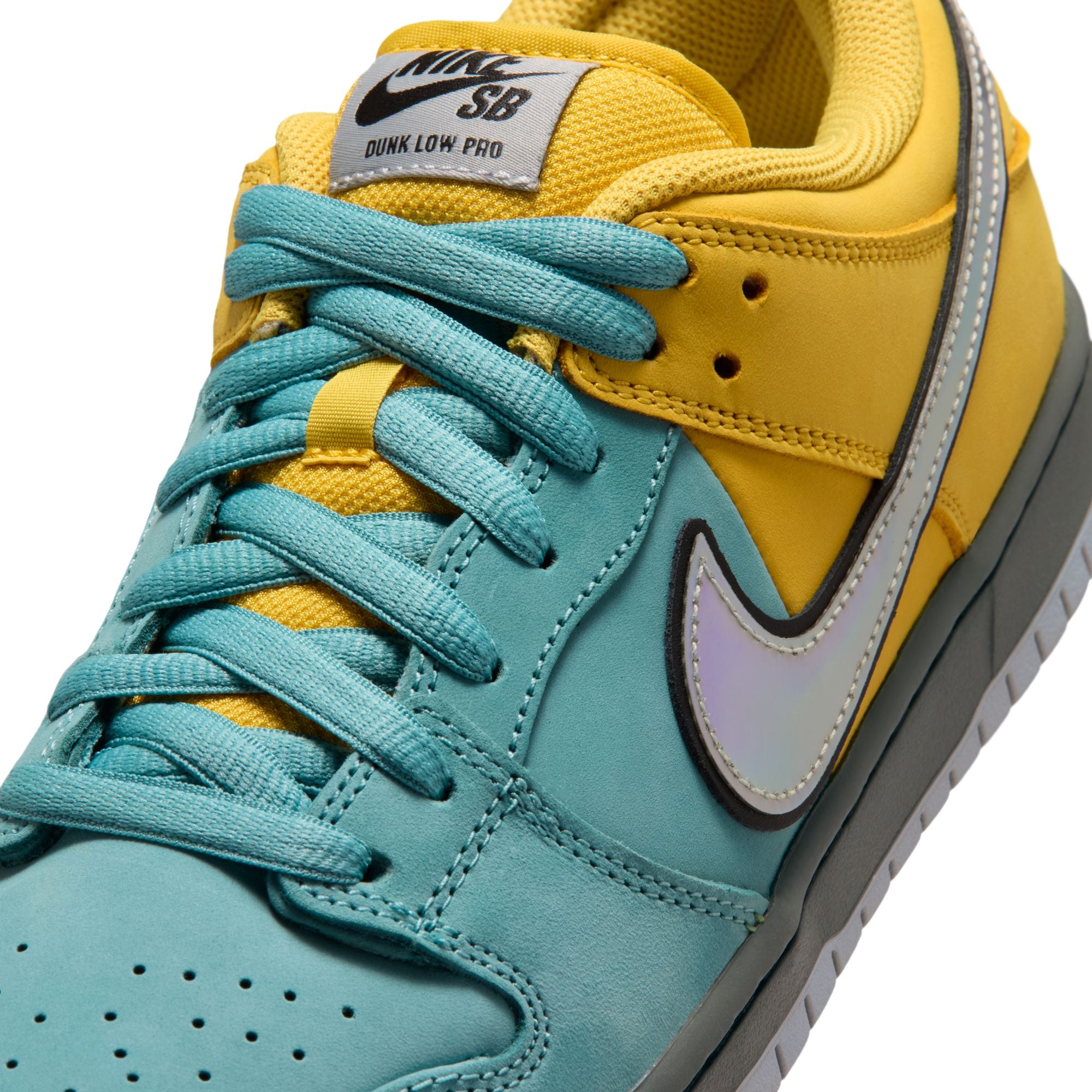 Nike SB Muni Fast Pass Dunk Low Pro Shoes - Lightning/Wolf Grey-Denim Turquoise