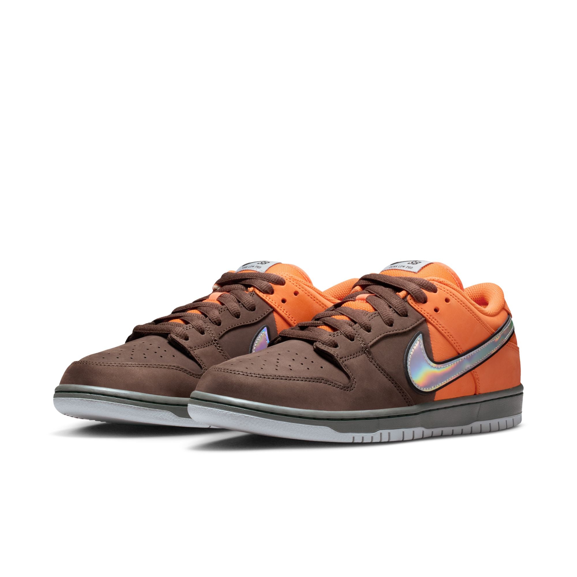 Nike SB Muni Fast Pass Dunk Low Pro Shoes - Safety Orange/Wolf Grey-Baroque Brown