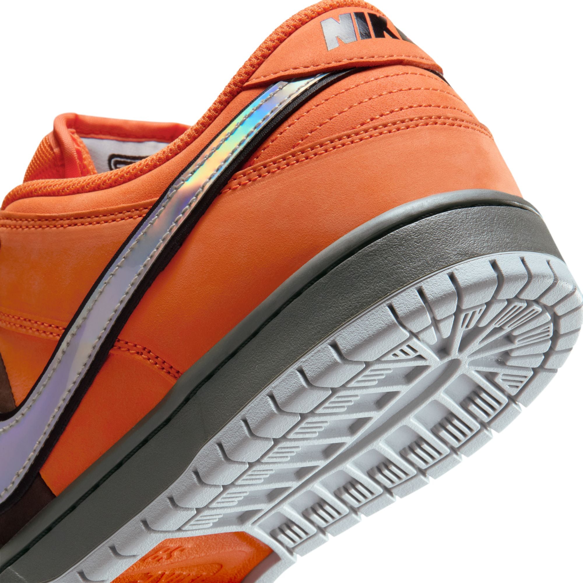 Nike SB Muni Fast Pass Dunk Low Pro Shoes - Safety Orange/Wolf Grey-Baroque Brown