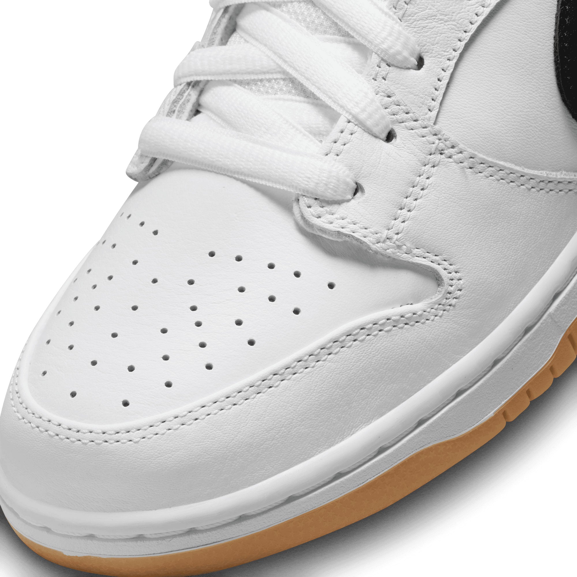 Nike SB Dunk Low Shoes - White/Black-Gum