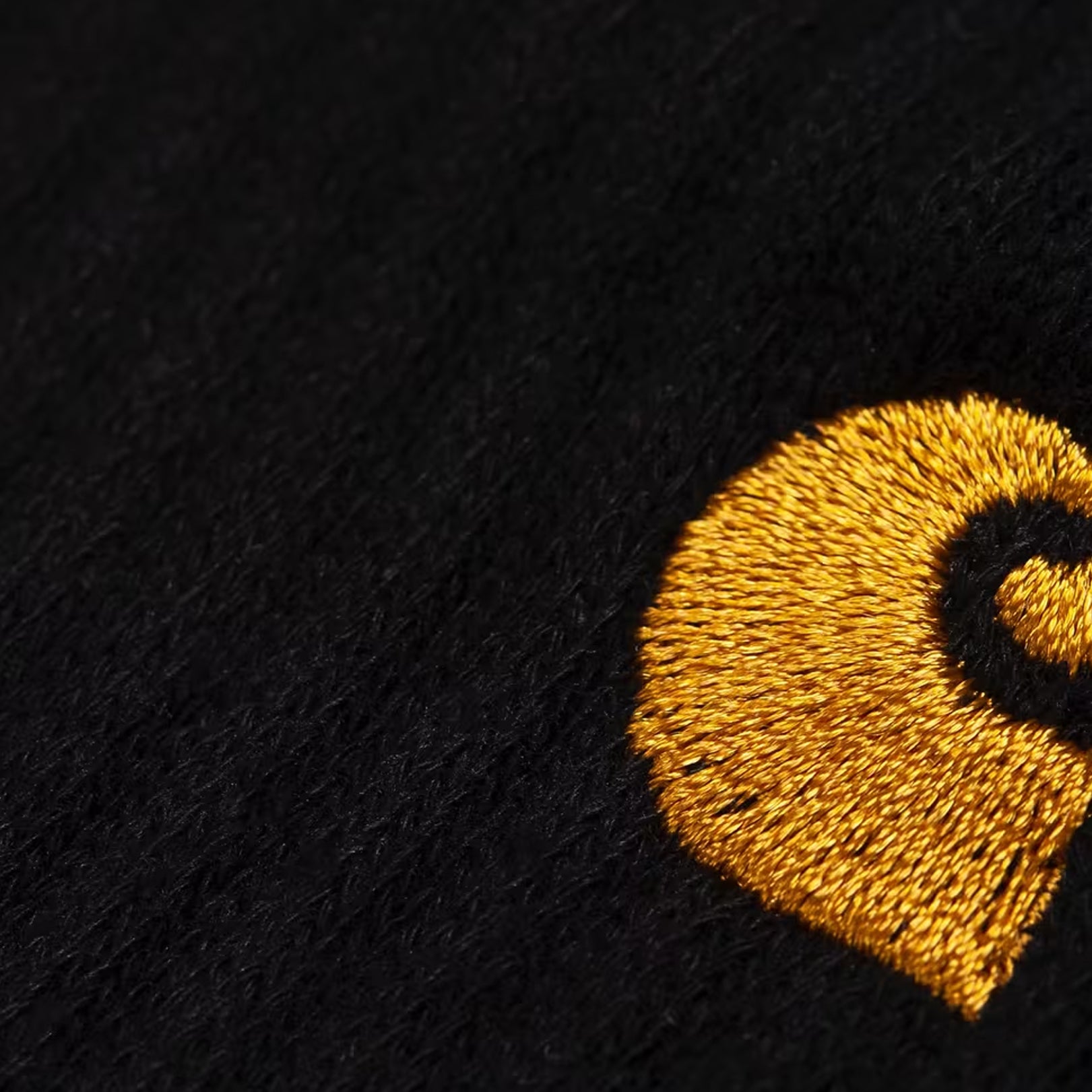 Carhartt WIP Chase Socks - Black/Gold