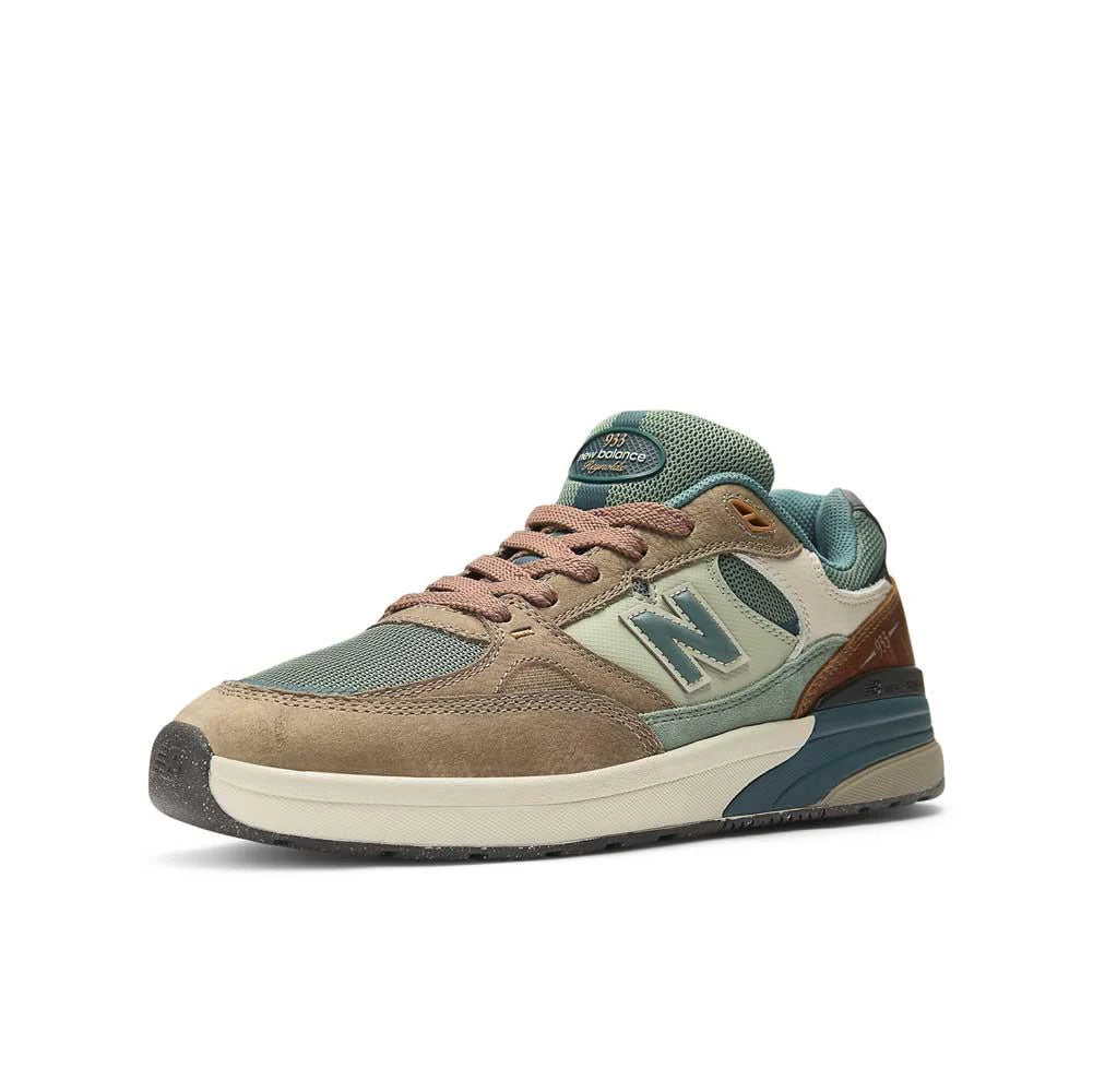 New Balance Numeric Andrew Reynolds 933 Shoes - Mushroom/New Spruce