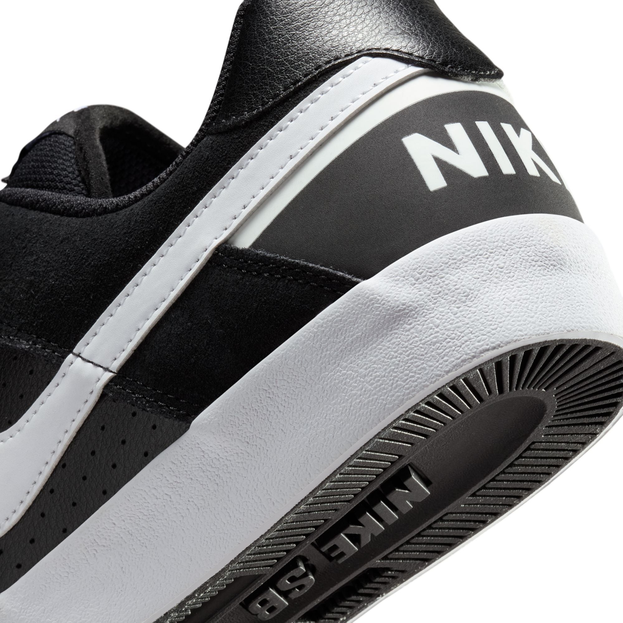 Nike SB Delta Force Vulc Shoes - Black/White-Anthracite