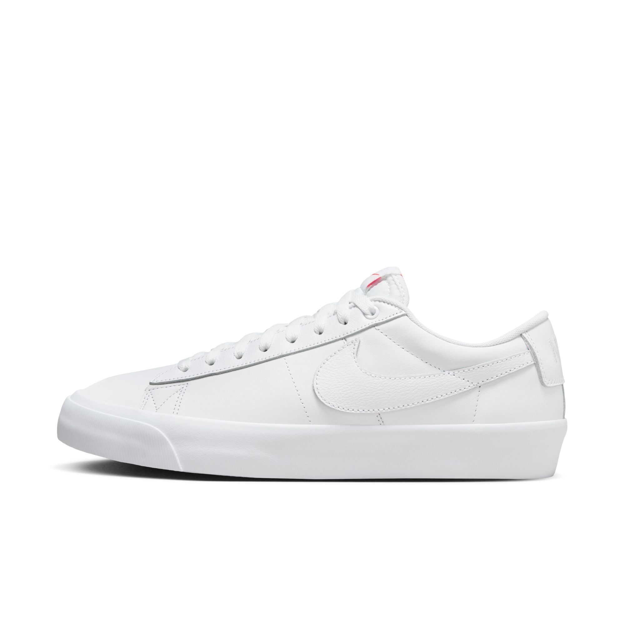 Nike SB ISO Zoom Blazer Low Pro GT Shoes - White/White-White