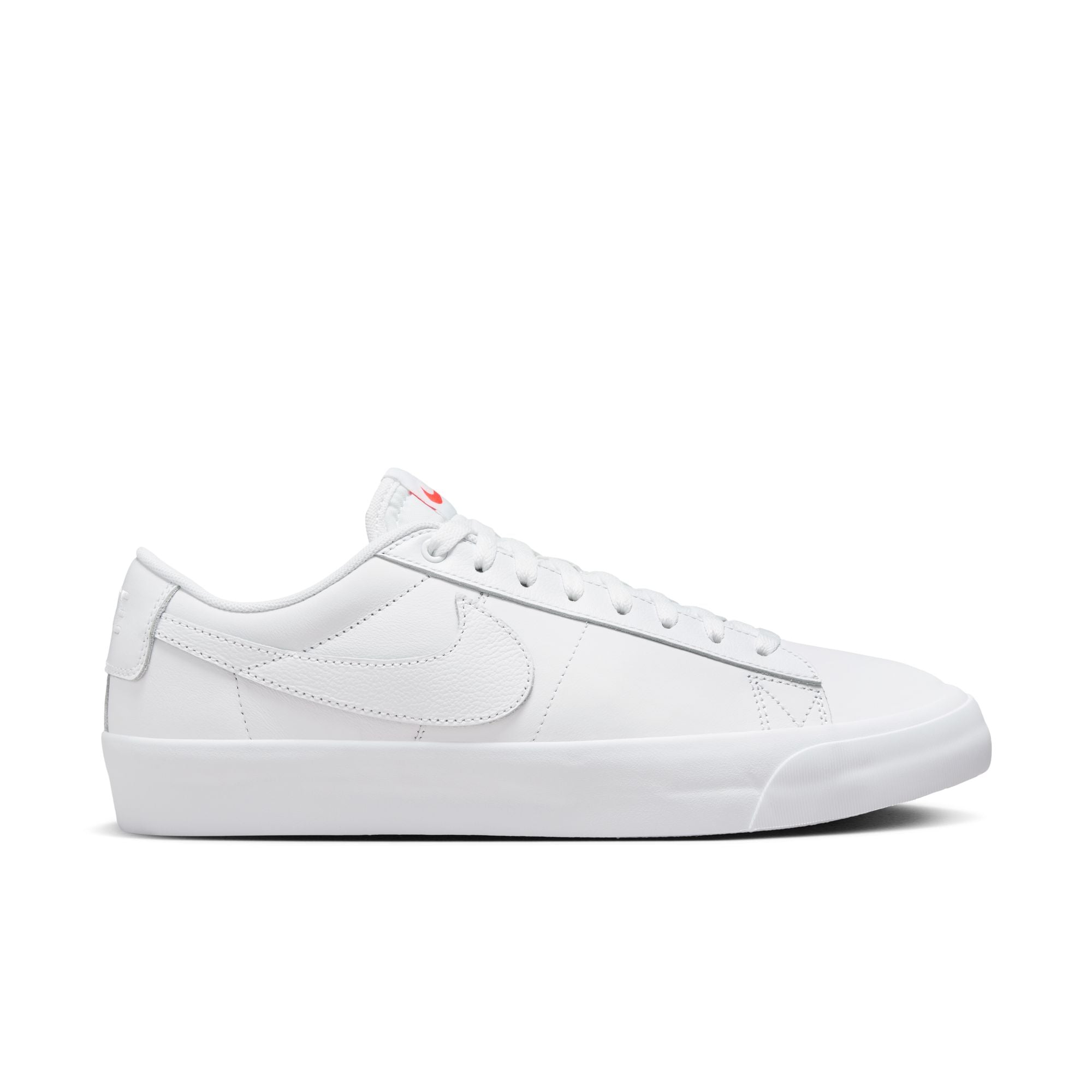 Nike SB ISO Zoom Blazer Low Pro GT Shoes - White/White-White