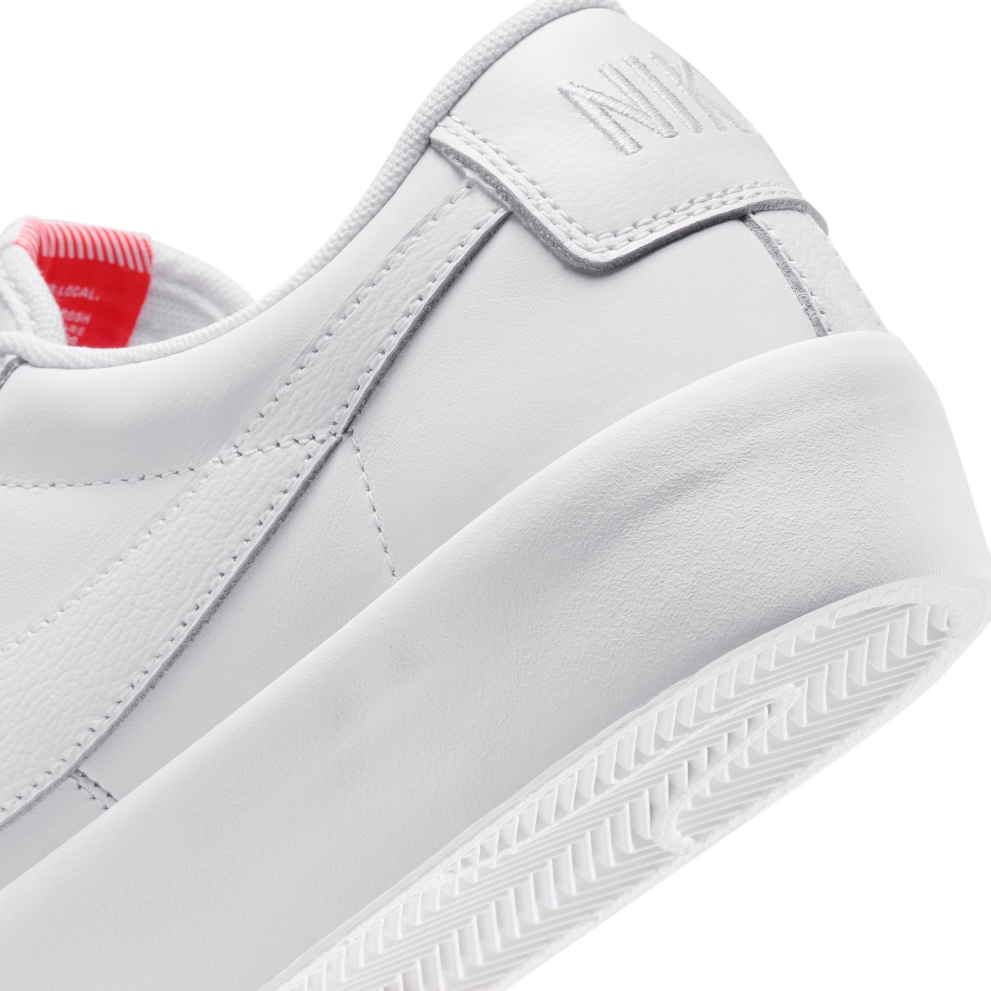 Nike SB ISO Zoom Blazer Low Pro GT Shoes - White/White-White