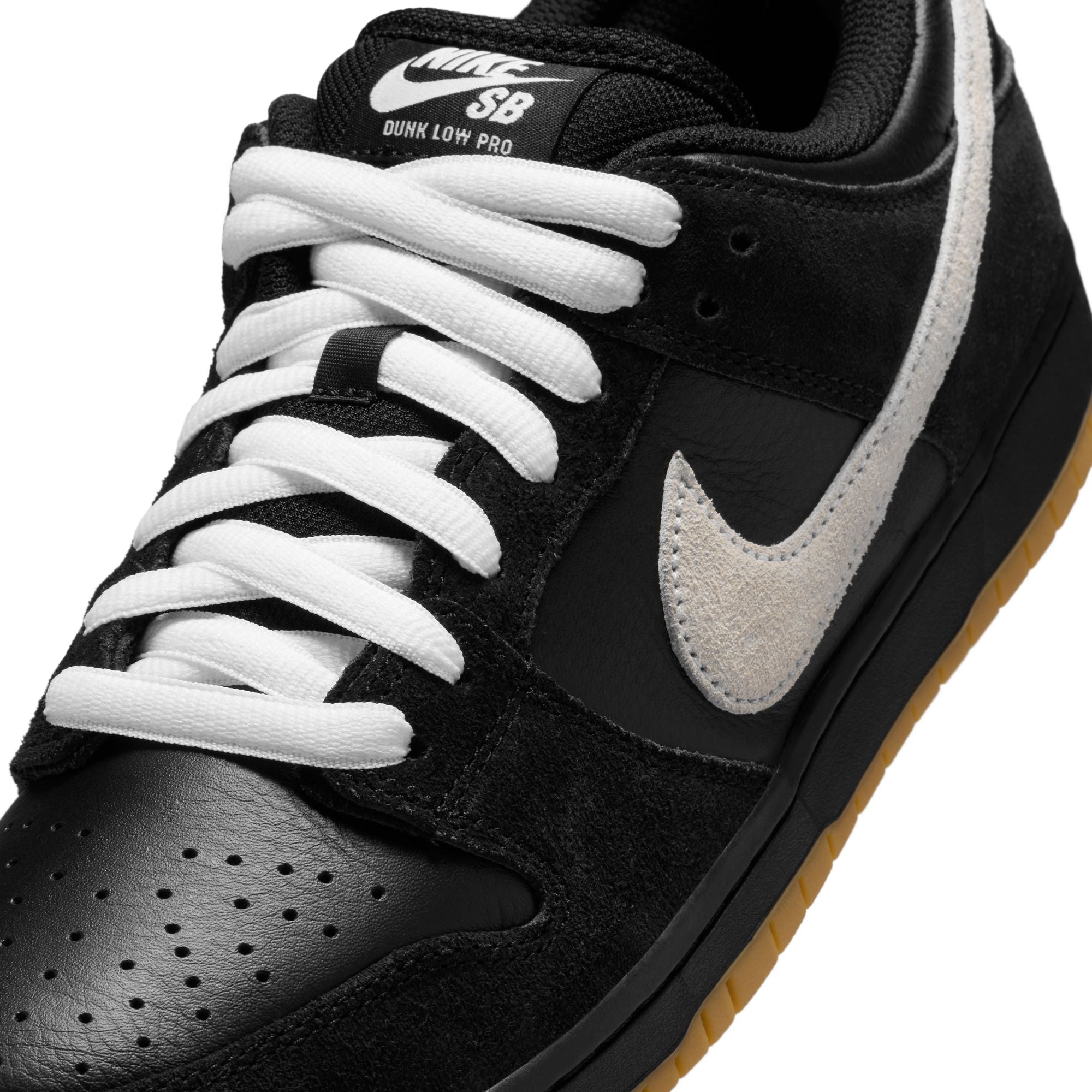 Nike SB Dunk Low Pro Shoes - Black/White-Black-Gum Light Brown