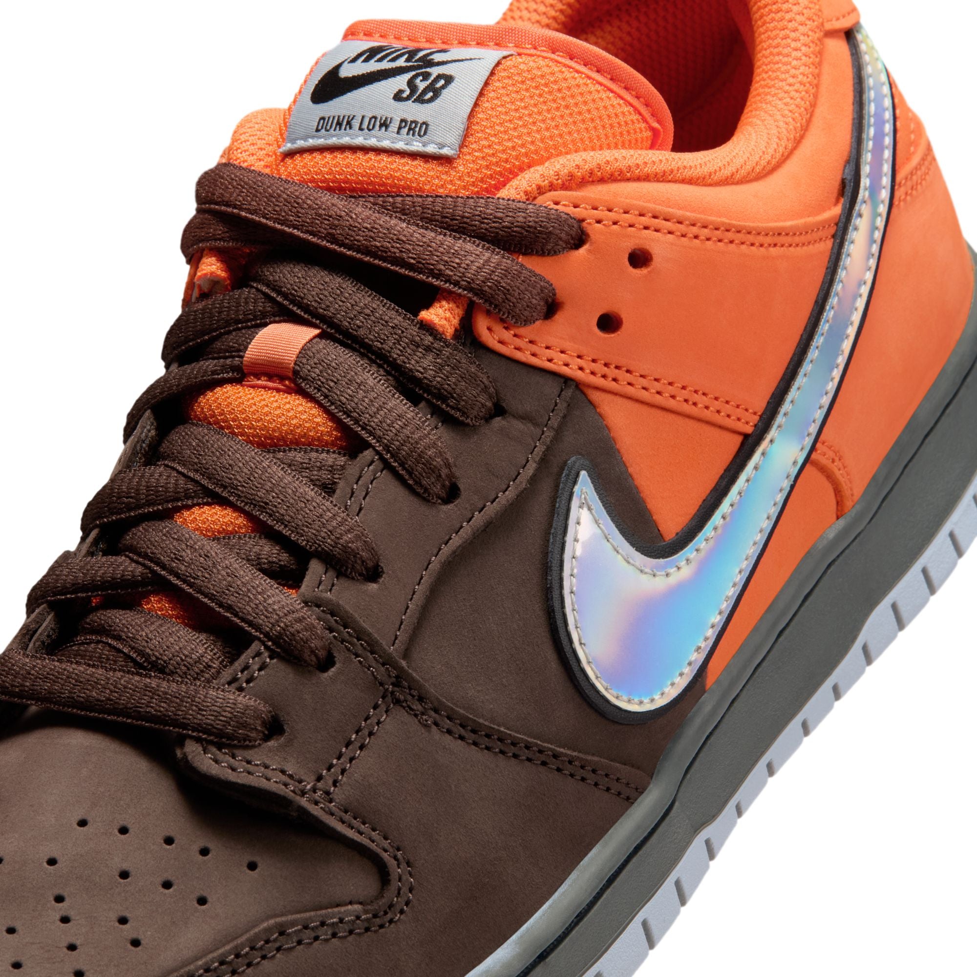 Nike SB Muni Fast Pass Dunk Low Pro Shoes -  Safety Orange/Wolf Grey-Baroque Brown