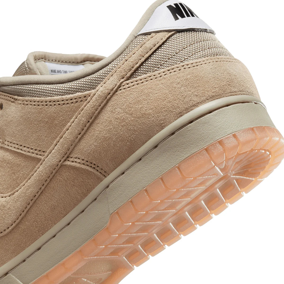 Nike SB Dunk Low Pro B Shoes - Parachute Beige/Parachute Beige