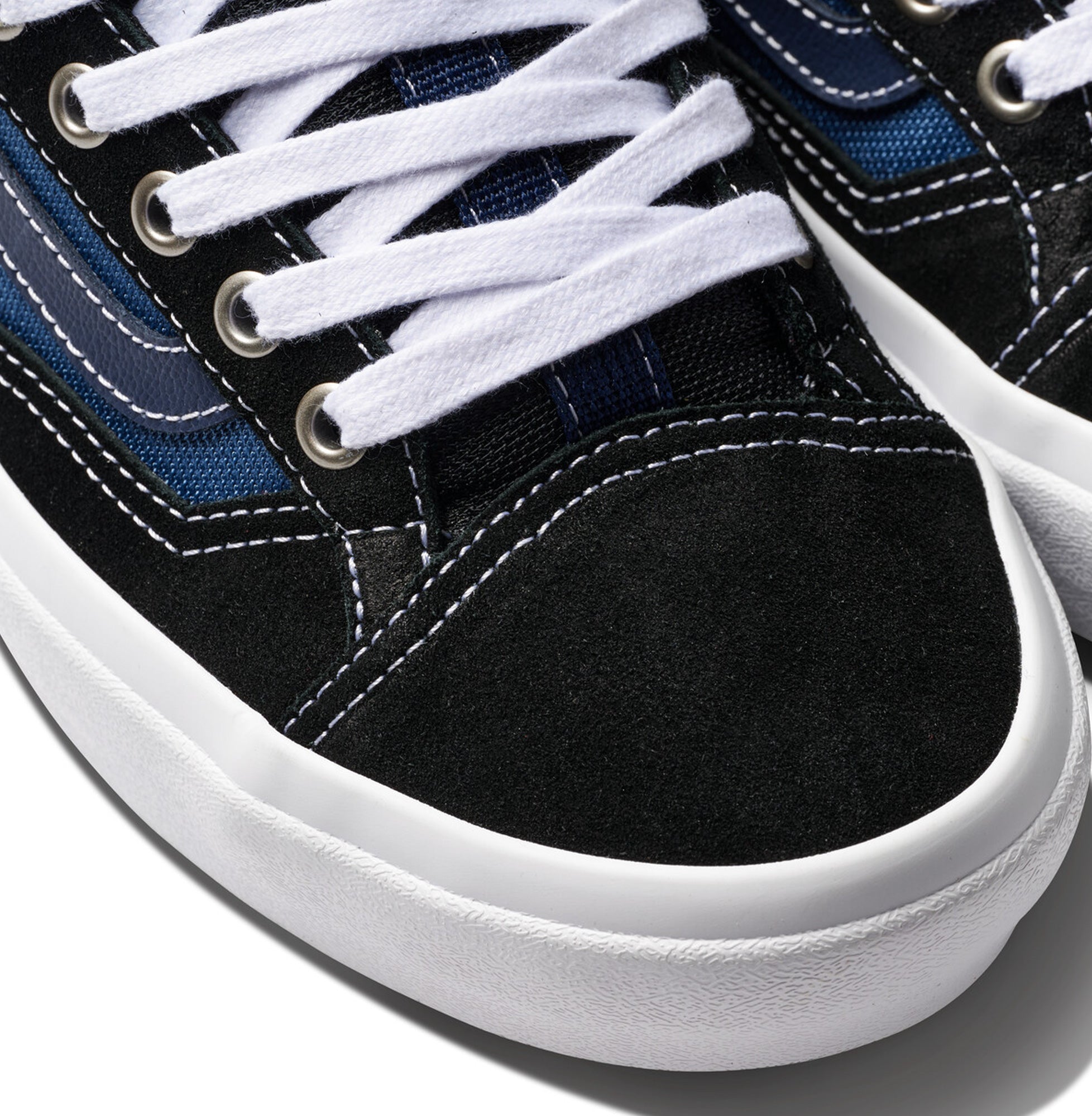 Vans Skate Old Skool 36+ Shoes - Navy/Red