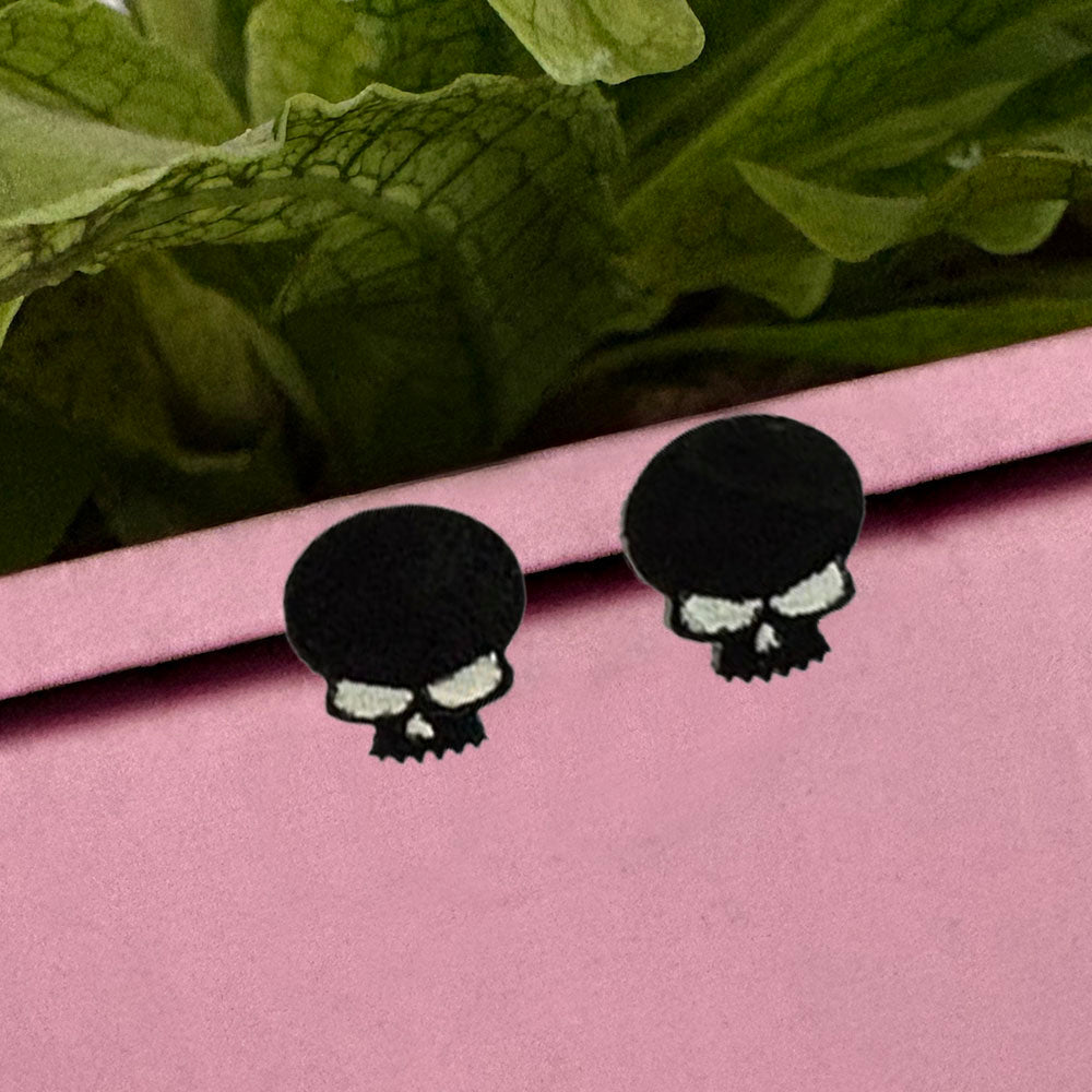 Woke Up Late - Black Skulls Earring Studs
