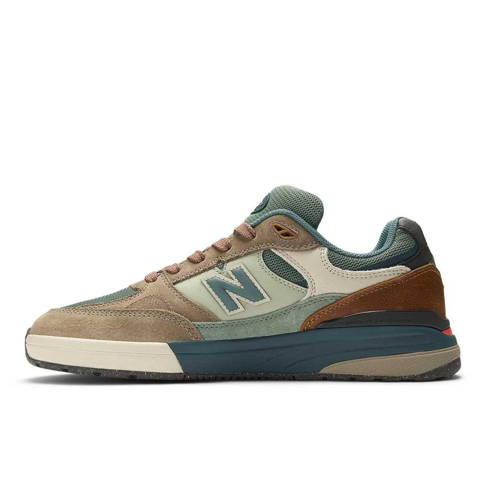 New Balance Numeric Andrew Reynolds 933 Shoes - Mushroom/New Spruce