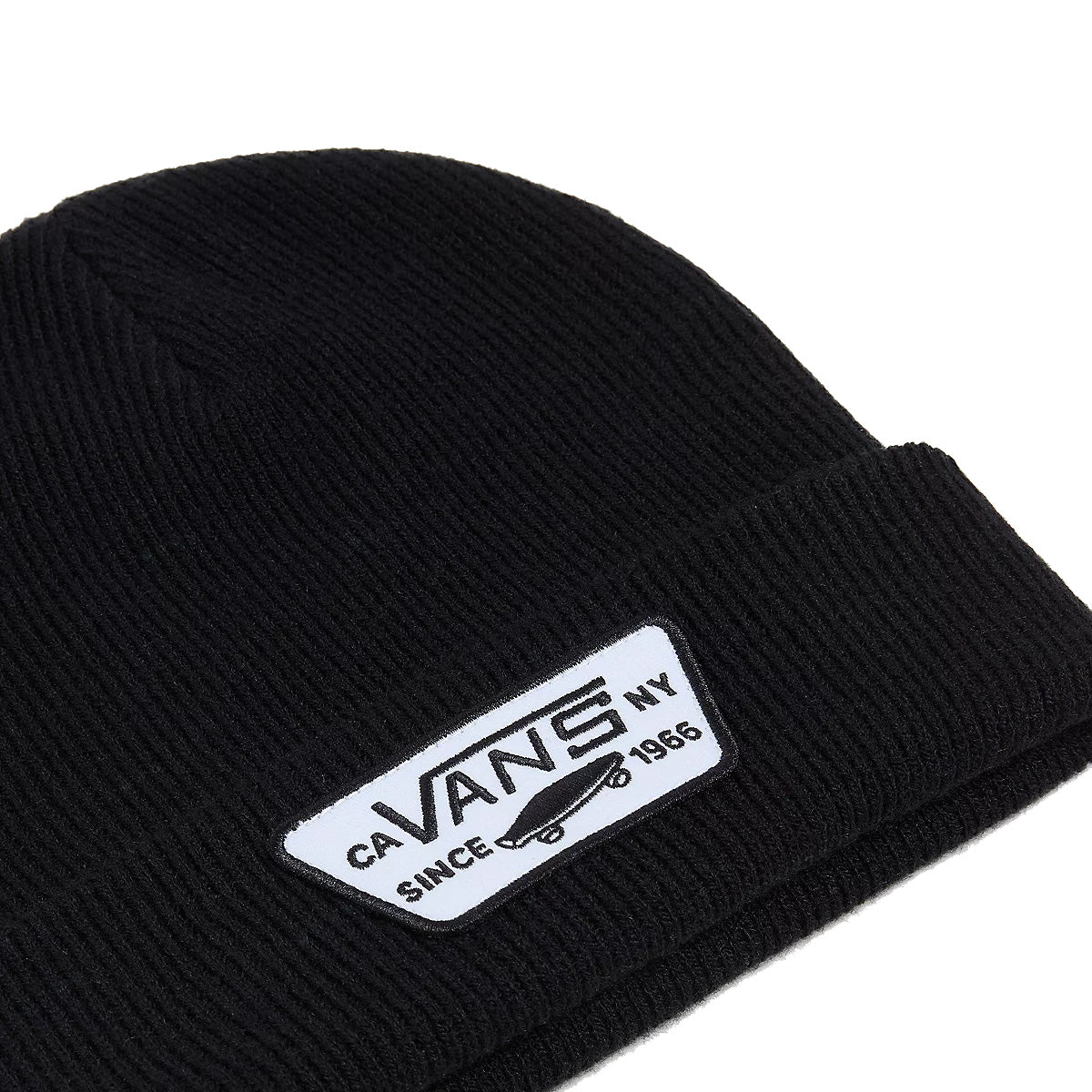Black vans cuffed and ribbed beanie with black and white vans patch logo on front. Free uk shipping over £50