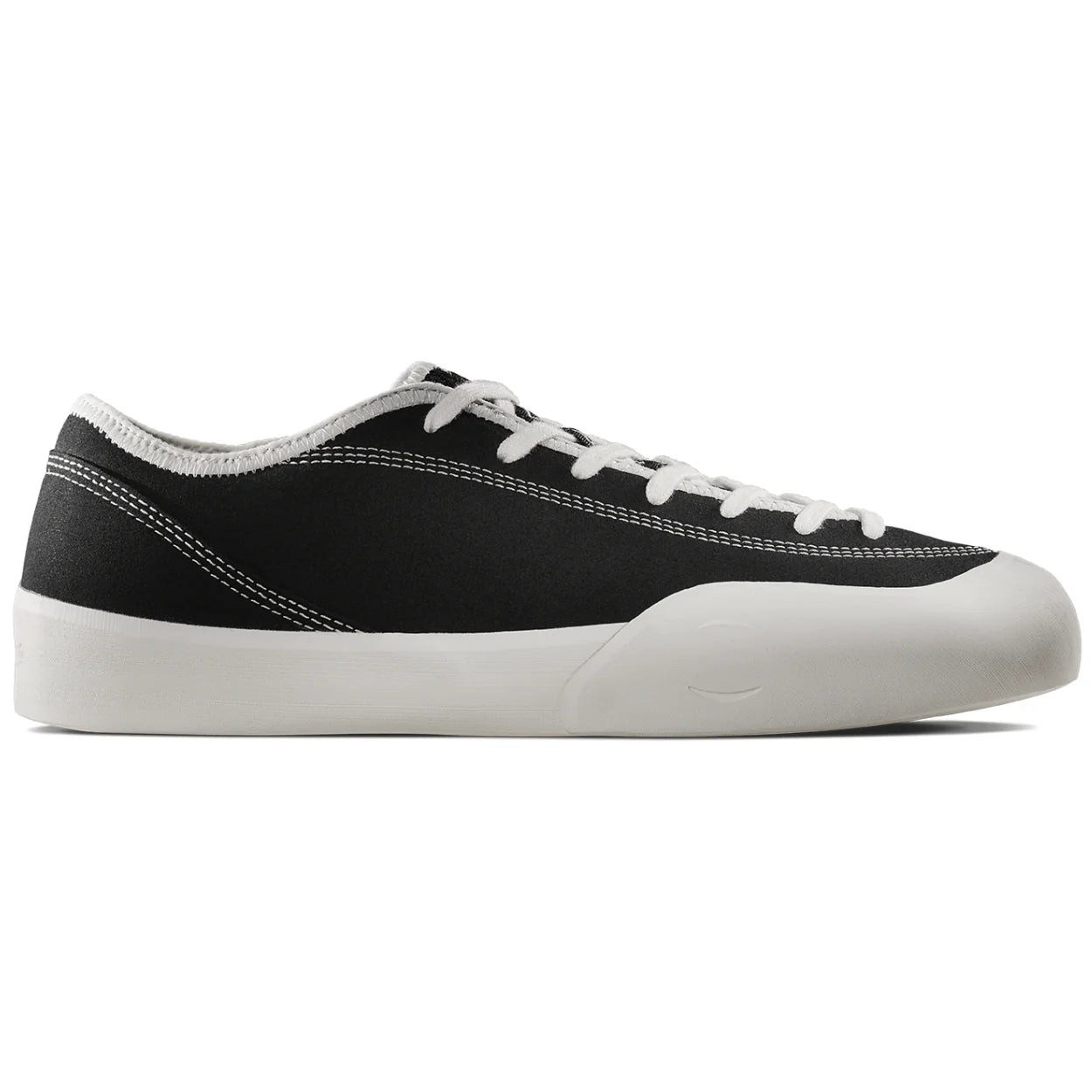 Village PM 1:30 Pm Shoes - Black/White